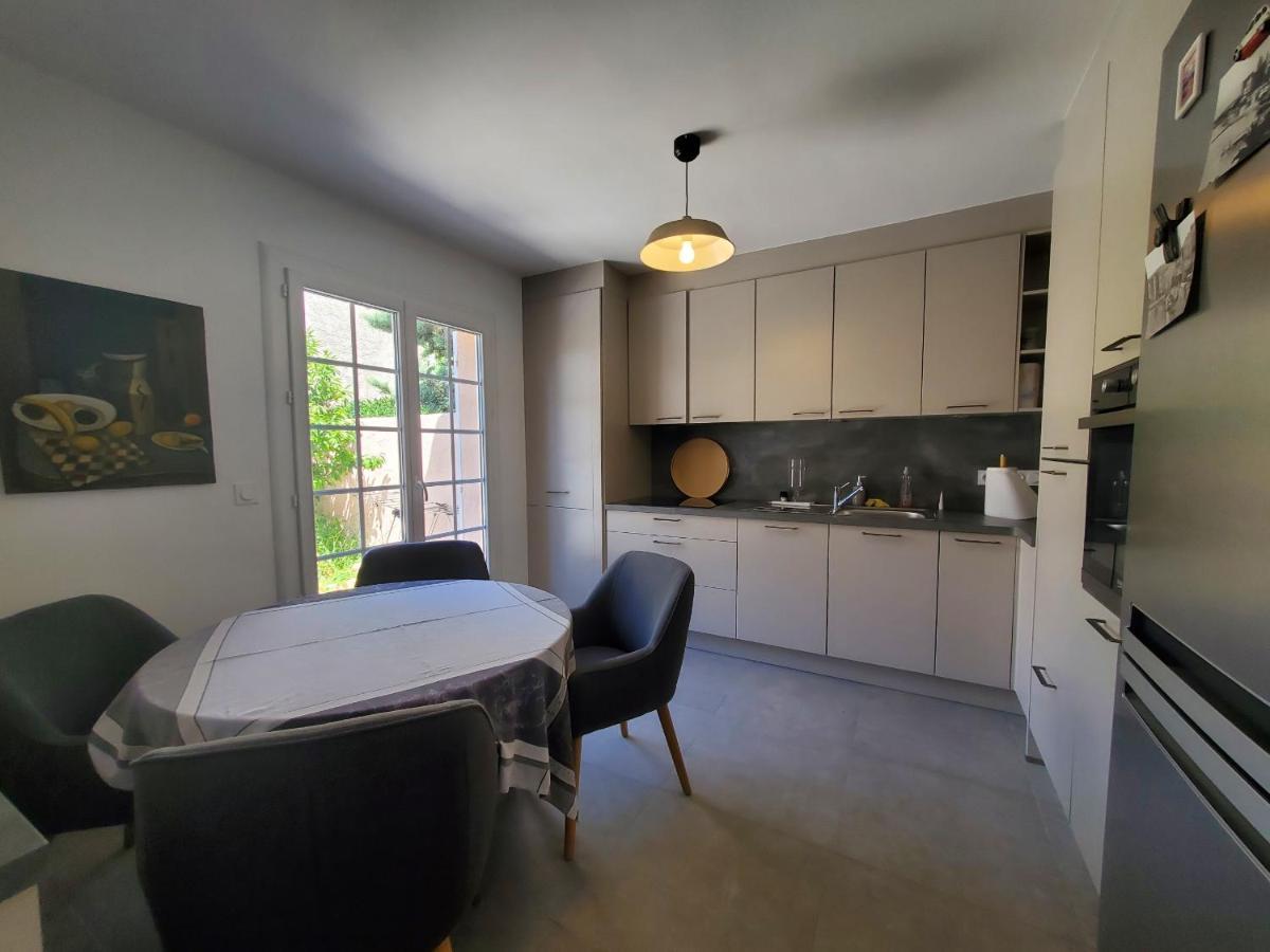 Frejus Maison 3 Chambres 100M2 Climatisee 6 Person 외부 사진